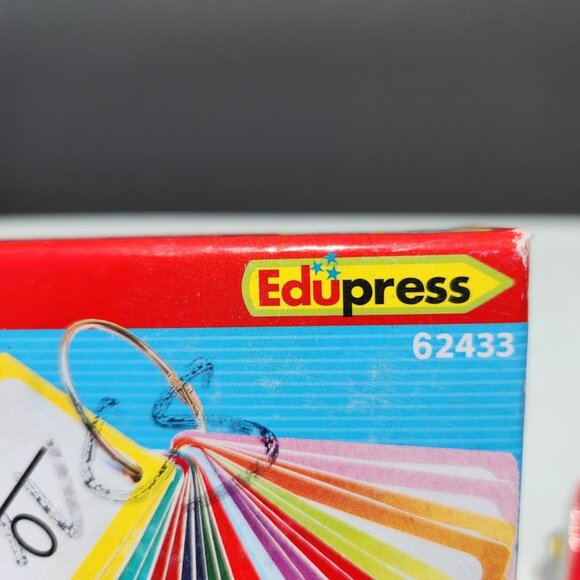 New Edupress Math in a Flash Cards Division EP62433 Math Tools Manipulatives 2.5 - Picture 4 of 9